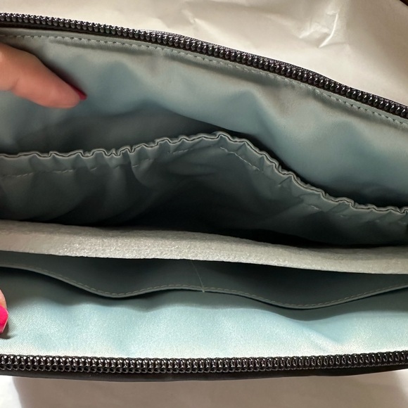 Black  & Beige Signature COACH Tablet Ipad Case Sleeve 11” X 8.75” NWOT - Picture 5 of 5